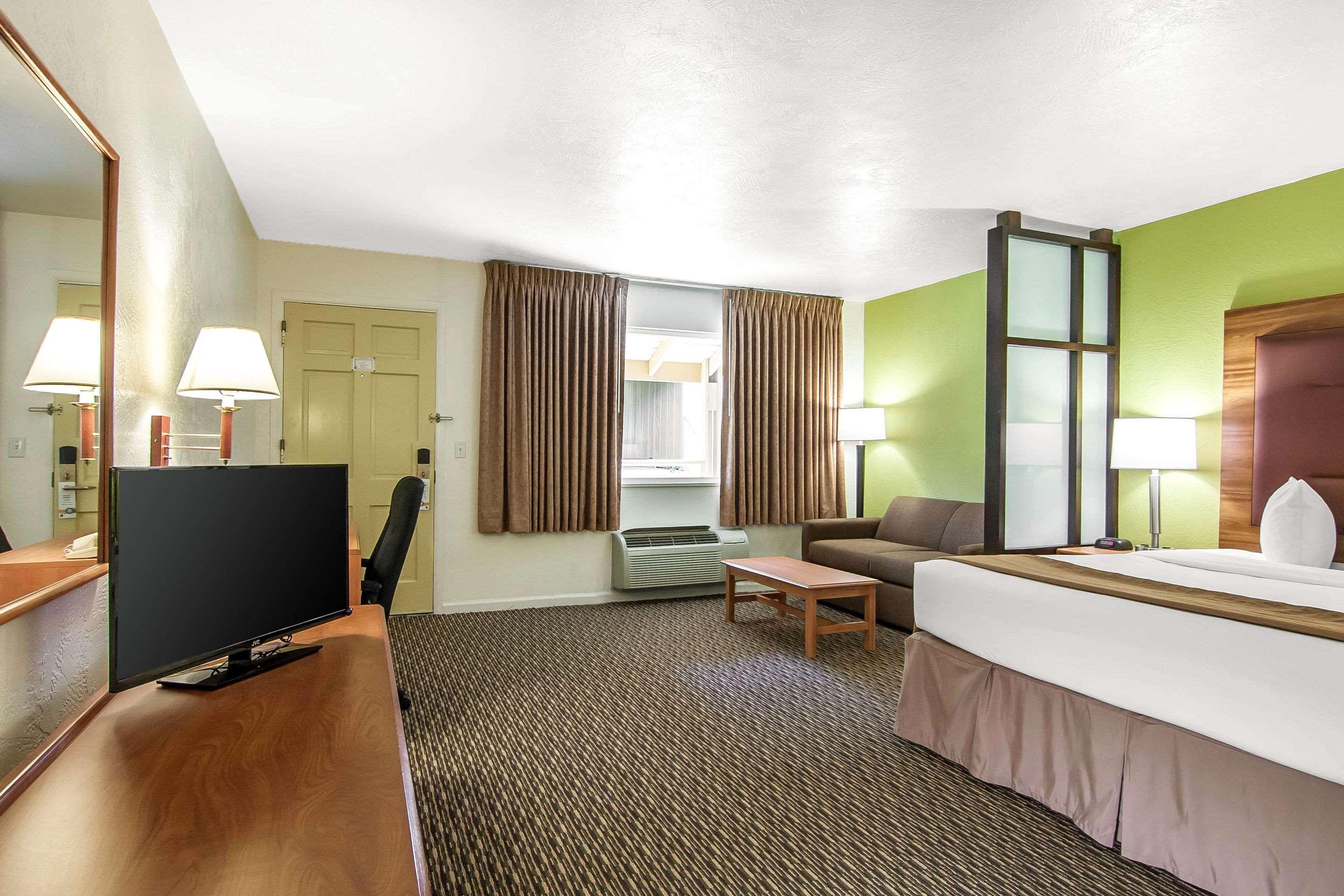 Quality Inn & Suites At Coos Bay North Bend Eksteriør bilde