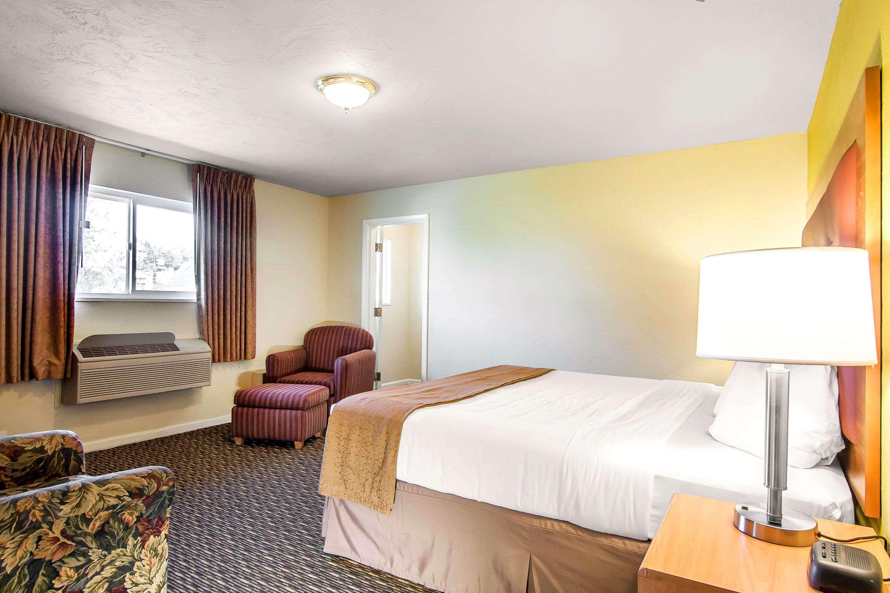 Quality Inn & Suites At Coos Bay North Bend Eksteriør bilde