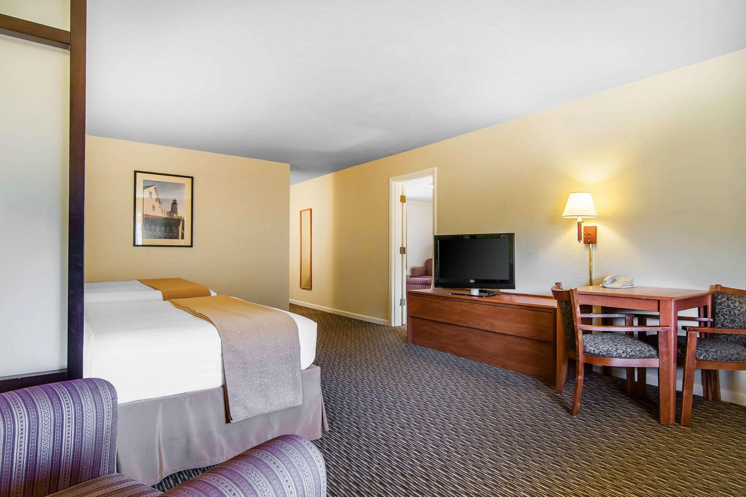 Quality Inn & Suites At Coos Bay North Bend Eksteriør bilde