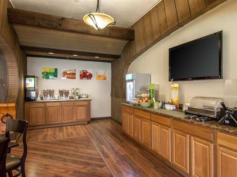 Quality Inn & Suites At Coos Bay North Bend Eksteriør bilde