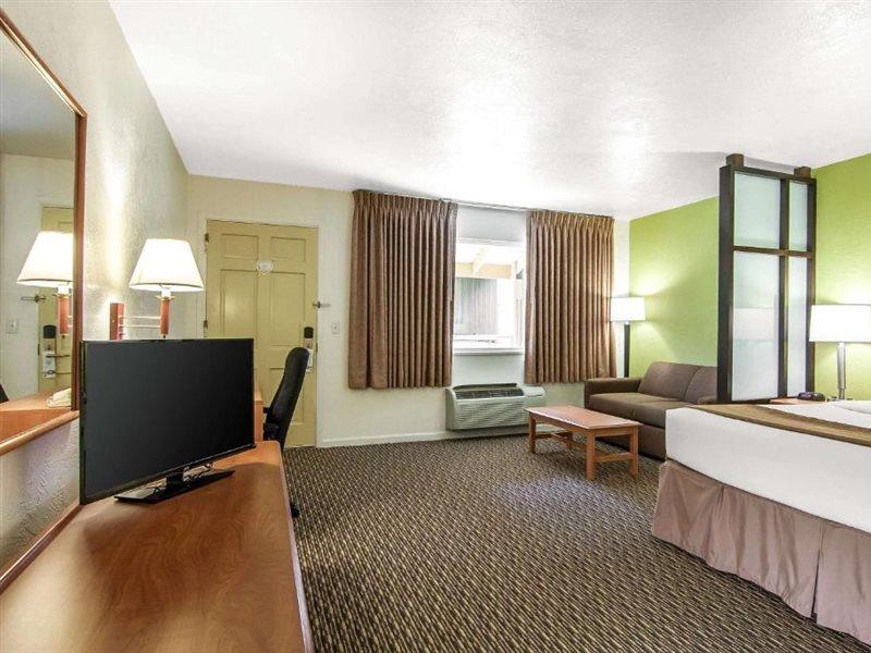 Quality Inn & Suites At Coos Bay North Bend Eksteriør bilde