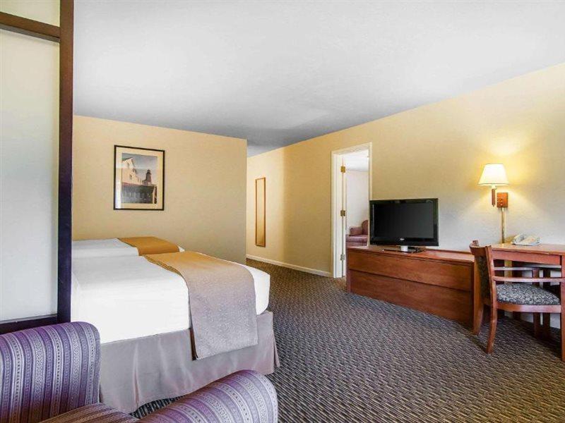 Quality Inn & Suites At Coos Bay North Bend Eksteriør bilde