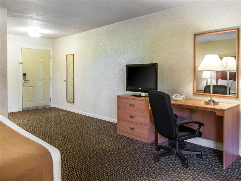 Quality Inn & Suites At Coos Bay North Bend Eksteriør bilde